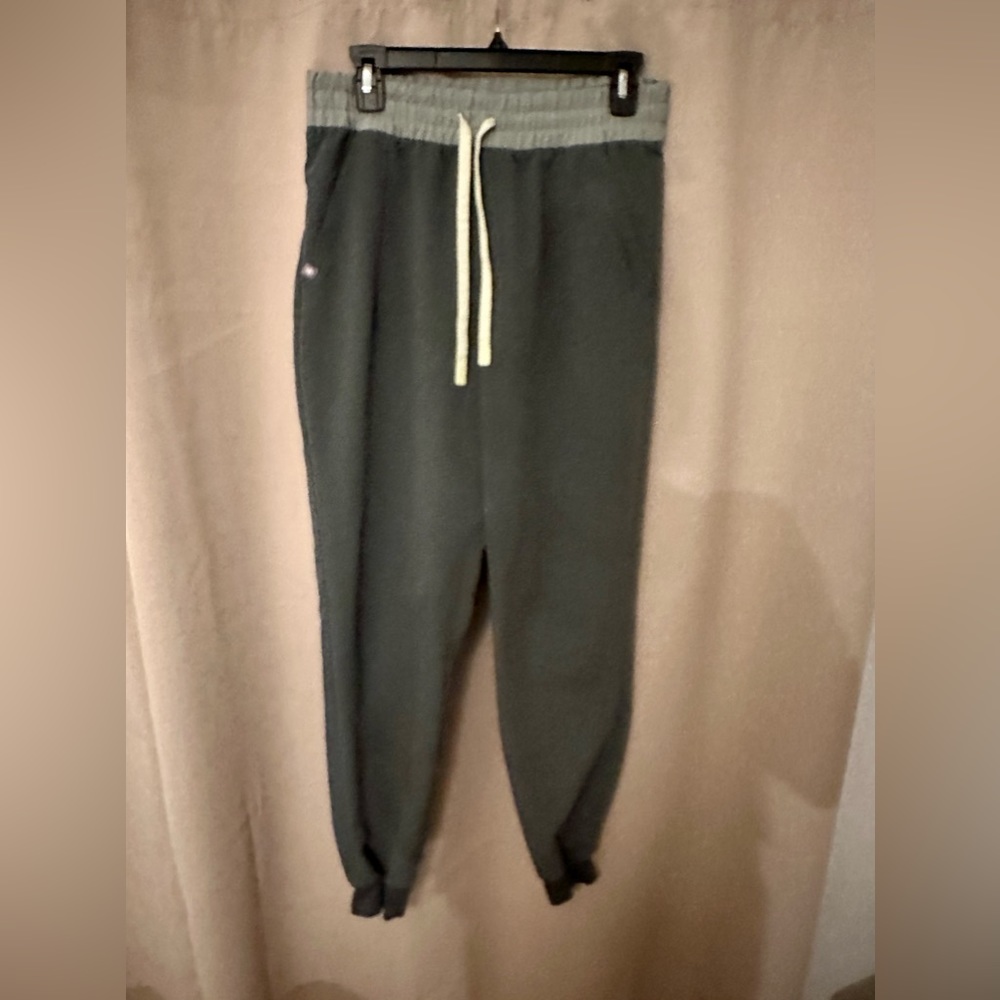 Figs High Waisted Tatu Slim Cargo Jogger Scrub Pants